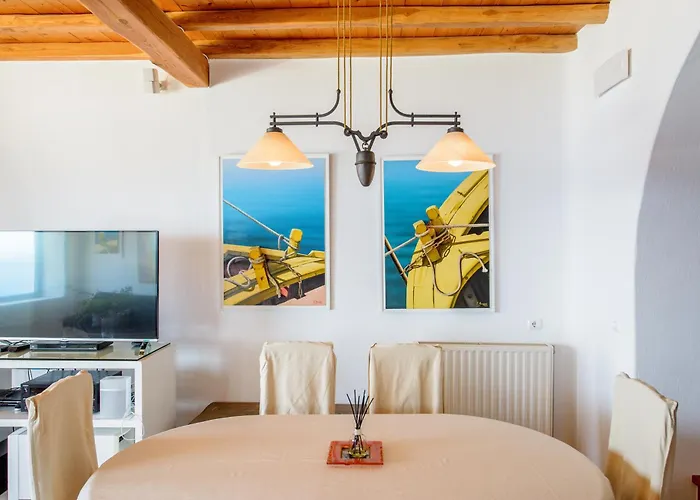 Lighthouse - Private Pool - Unlimited Sea View - 6 Pax Holiday home