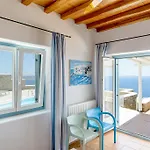 Semesterbostad Lighthouse - Private Pool - Unlimited Sea View - 6 Pax
